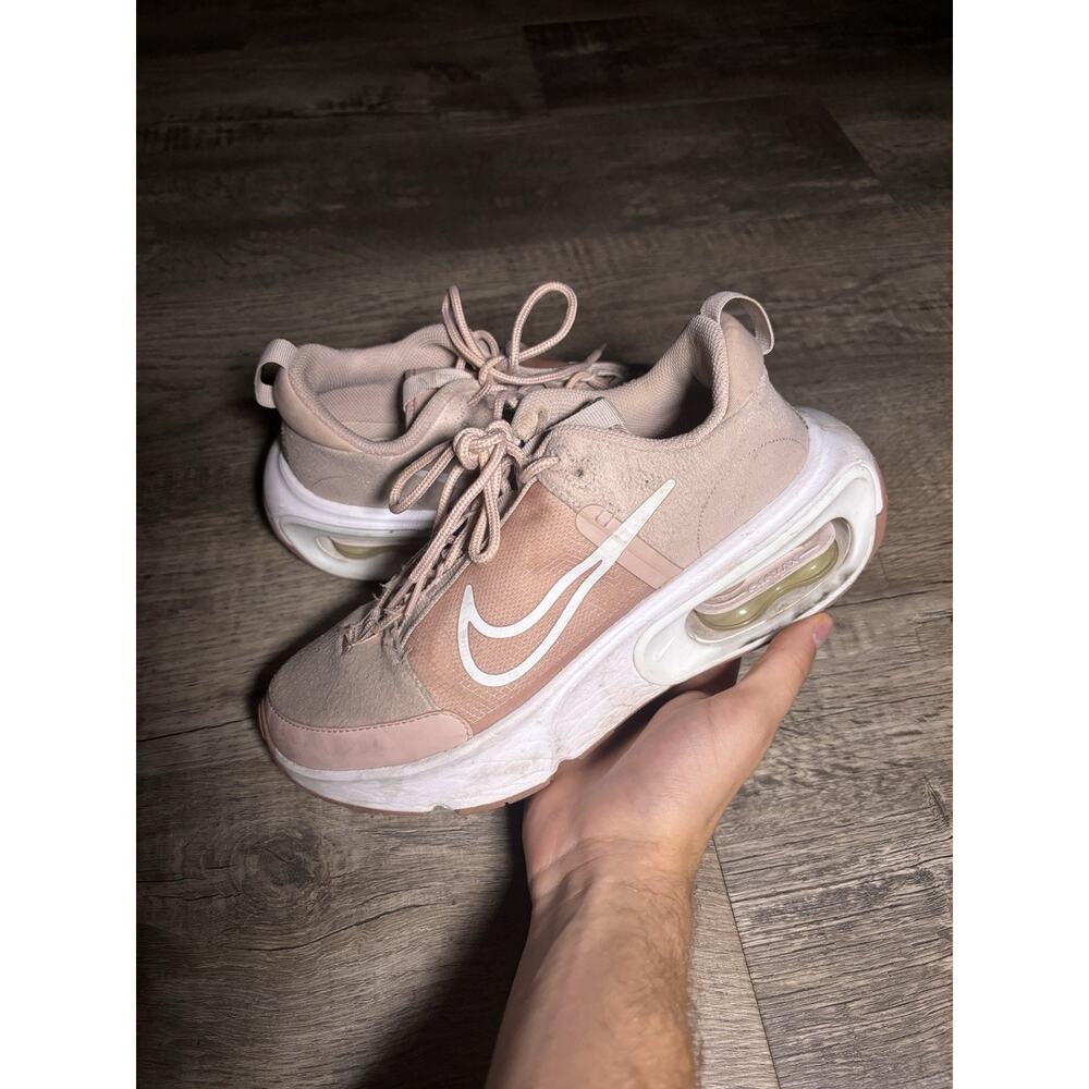 Nike Air Max INTRLK Women's sneakers in the Pink Oxford colorway Size 8.5